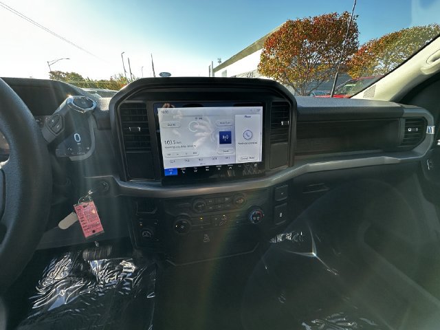 Certified 2025 Ford F150 XL AWD/4WD image 15