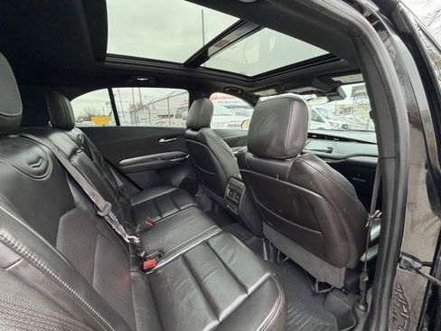 Used 2019 Cadillac XT4 Premium Luxury image 28