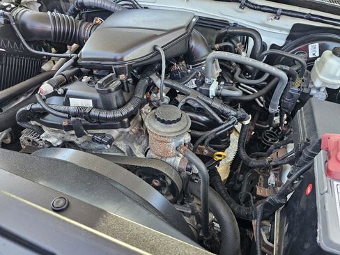 Used 2019 Toyota Tacoma SR RWD image 31