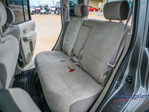 Used 2011 Nissan Cube 1.8 SL w/ SL Preferred Pkg FWD image 11