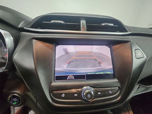 Used 2023 Chevrolet TrailBlazer LT FWD image 14