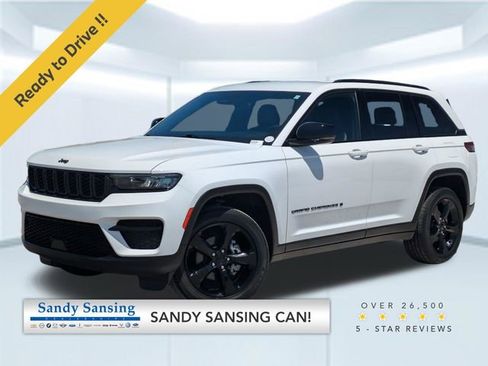 Used 2023 Jeep Grand Cherokee Altitude AWD/4WD image 1