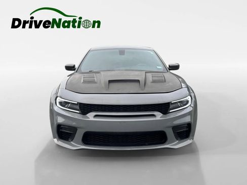 Used 2018 Dodge Charger R/T RWD image 2