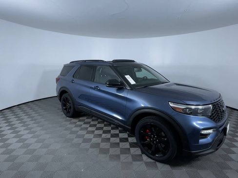 Used 2020 Ford Explorer ST w/ ST Street Pack AWD/4WD image 2