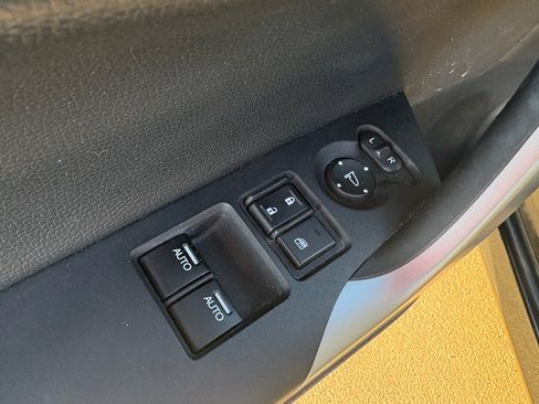 Used 2013 Honda Accord EX-L image 10