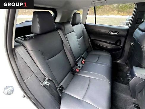 Certified 2025 Toyota Corolla Cross XLE image 20