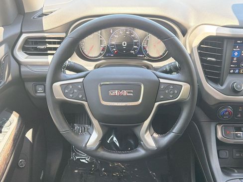 Used 2022 GMC Acadia Denali w/ Denali Ultimate Package AWD/4WD image 8