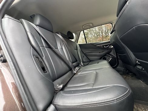 Used 2020 Subaru Outback Limited image 35