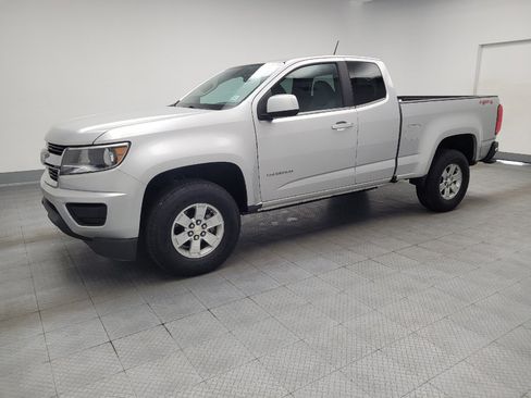 Used 2020 Chevrolet Colorado W/T w/ WT Convenience Package AWD/4WD image 2