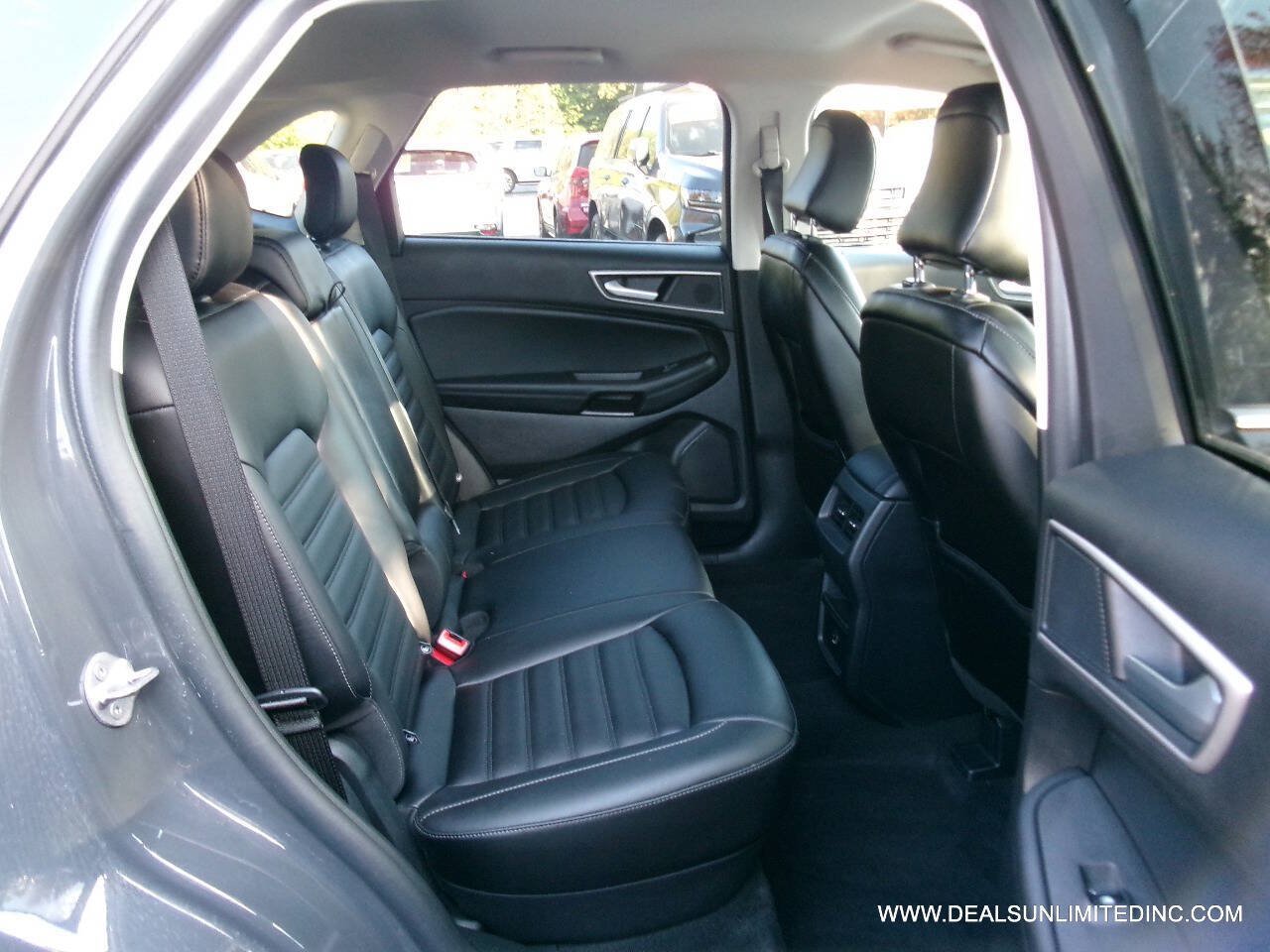Used 2021 Ford Edge SEL AWD/4WD image 22