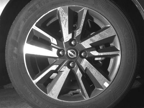 Used 2025 Nissan Versa SV w/ Trunk Package FWD image 13
