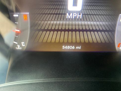 Used 2015 Dodge Challenger R/T Plus image 16