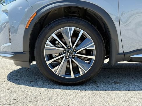 Certified 2026 INFINITI QX60 Luxe w/ Cargo Package AWD/4WD image 3