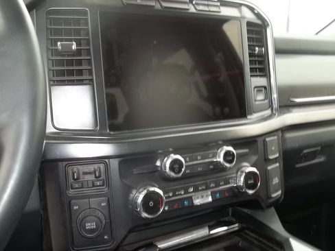 Used 2024 Ford F350 Lariat w/ FX4 Off-Road Package AWD/4WD image 8