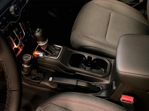 New 2026 Jeep Wrangler Unlimited Rubicon image 8