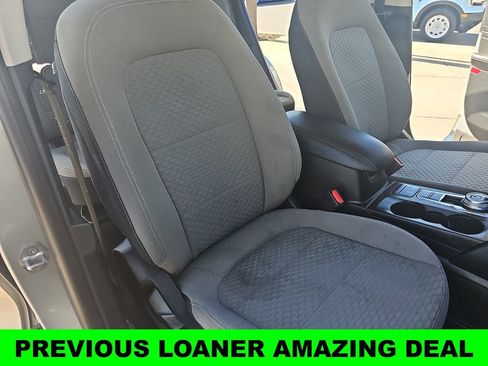 Used 2022 Ford Escape SE image 10