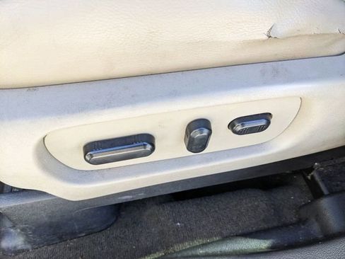 Used 2014 Ford Explorer Limited w/ Equipment Group 302A image 24