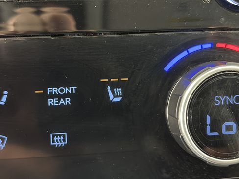 Certified 2025 Hyundai Santa Fe SEL AWD/4WD image 26
