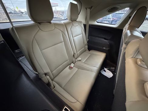 Used 2017 Acura MDX SH-AWD image 22