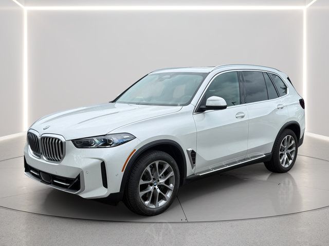 Used 2026 BMW X5 xDrive40i AWD/4WD image 1