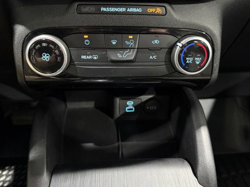 Used 2022 Ford Escape SE AWD/4WD image 27