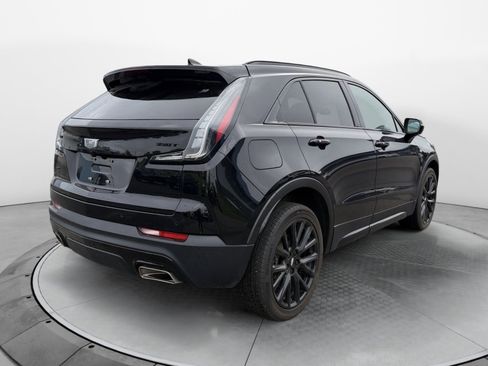 Used 2022 Cadillac XT4 Sport w/ LPO, Onyx Lite Package AWD/4WD image 5