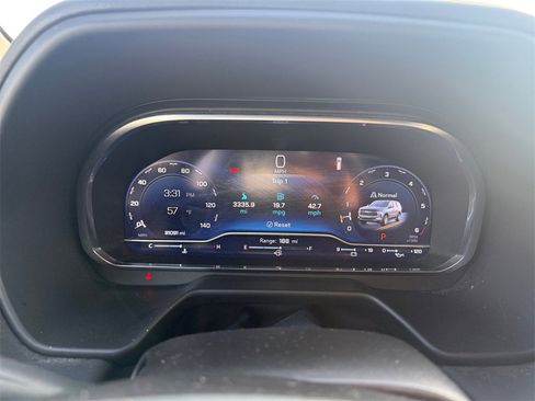 Used 2024 Chevrolet Suburban RST image 14