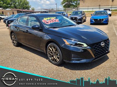 New 2025 Nissan Altima 2.5 SR w/ SR Premium Package