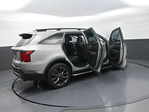 Used 2022 Kia Sorento SX Prestige image 42