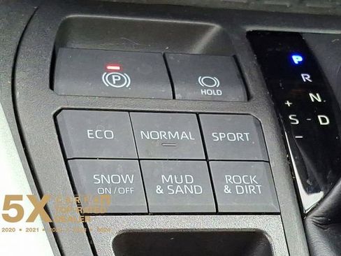 Certified 2022 Toyota RAV4 XLE Premium image 30