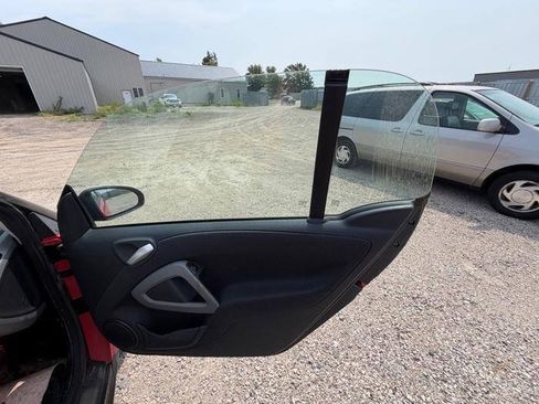 Used 2009 smart fortwo pure RWD image 22