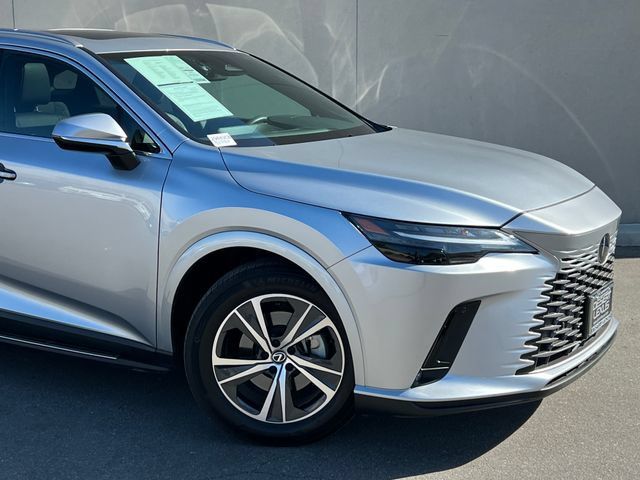 Used 2025 Lexus RX 350 AWD w/ Accessory Package image 2