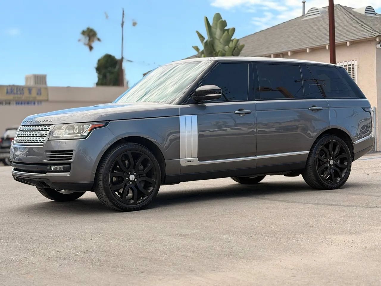 Used 2015 Land Rover Range Rover Long Wheelbase Supercharged AWD/4WD image 7
