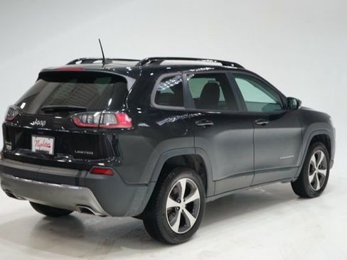Used 2022 Jeep Cherokee Limited image 8