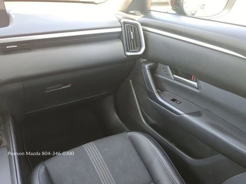 Used 2024 MAZDA CX-50 AWD 2.5 S w/ Premium Package image 17