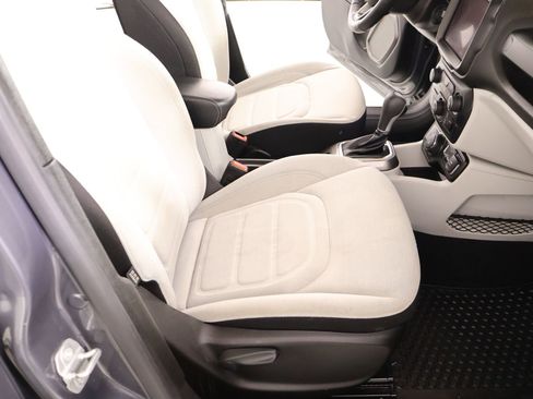 Used 2022 Jeep Renegade Latitude w/ Convenience Group image 15