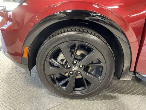 Used 2023 Buick Envision Essence w/ Sport Touring Package image 10