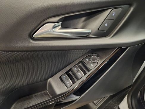 Certified 2025 Chevrolet Equinox RS AWD/4WD image 22
