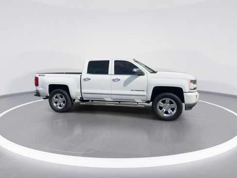 Used 2017 Chevrolet Silverado 1500 LTZ Z71 w/ LTZ Plus Package image 10