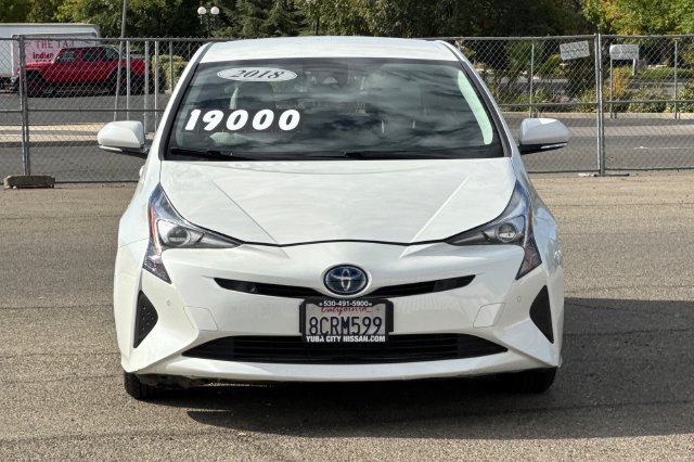 Used 2018 Toyota Prius Three FWD image 9