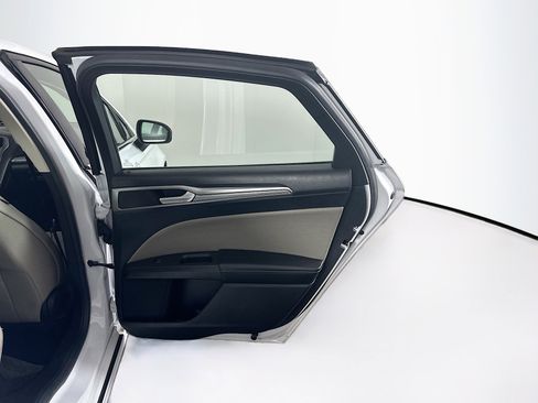 Used 2019 Ford Fusion S image 29