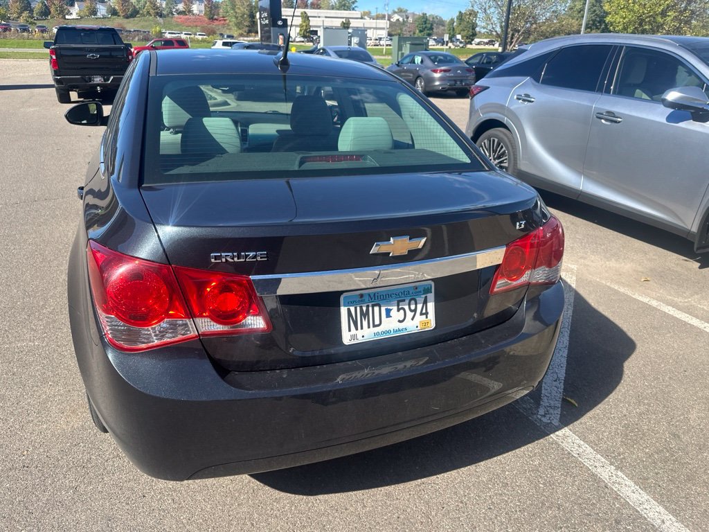 Used 2014 Chevrolet Cruze LT FWD image 9