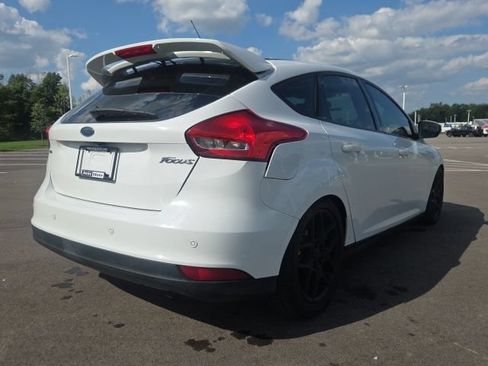 Used 2017 Ford Focus SEL FWD image 8
