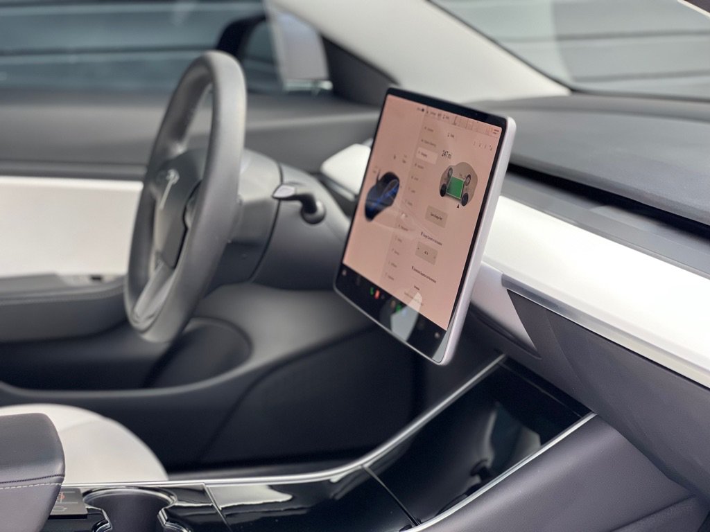 Used 2020 Tesla Model 3 Performance AWD/4WD image 18