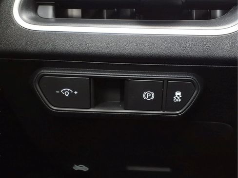 Used 2025 Kia K4 FWD image 18