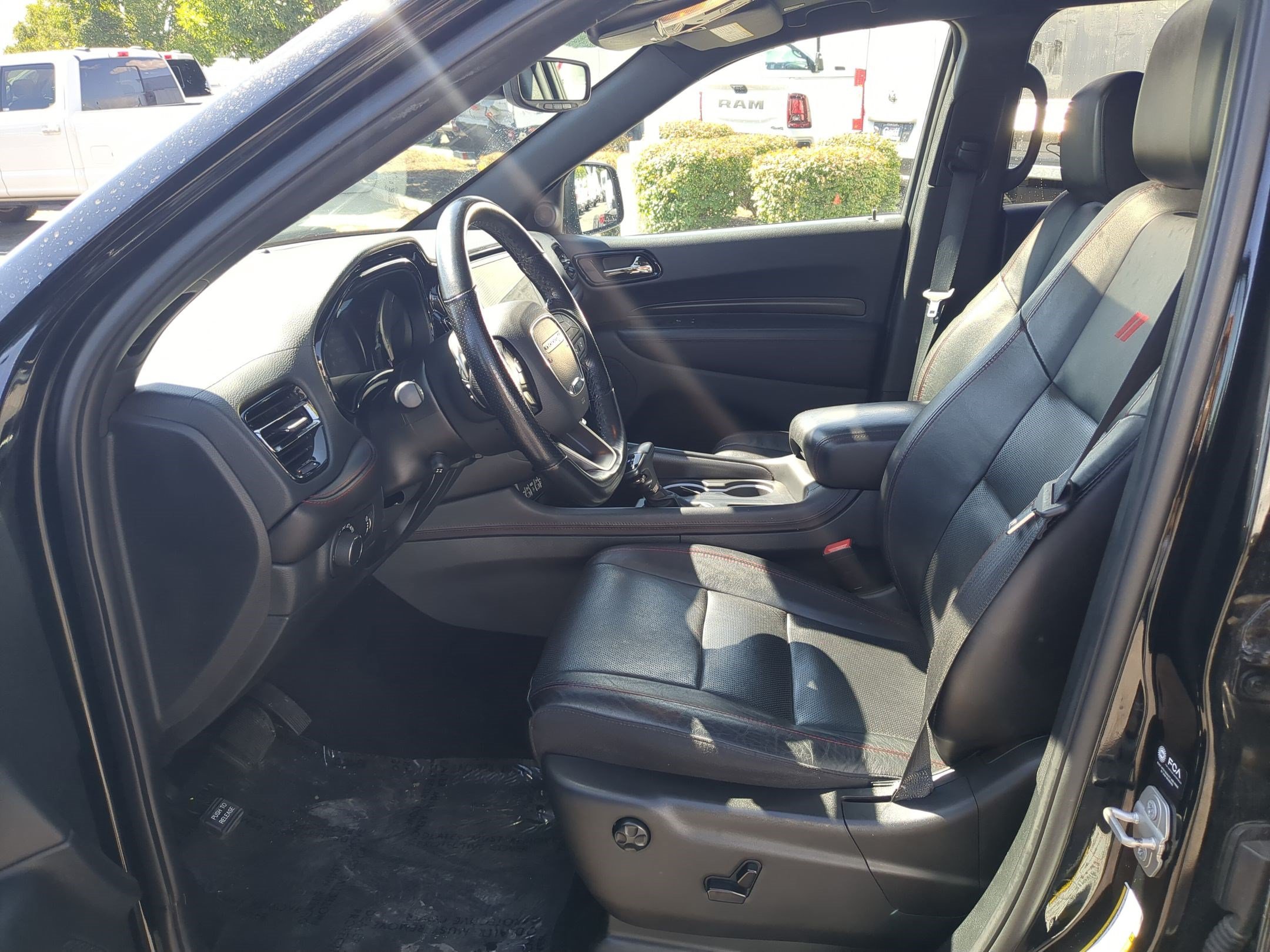 Used 2024 Dodge Durango GT AWD/4WD image 17