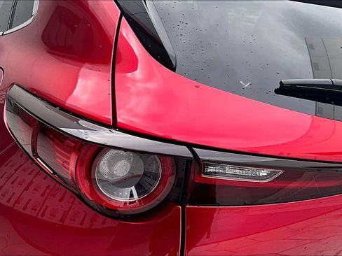 Used 2021 MAZDA CX-30 FWD 2.5 S w/ Premium Package image 21