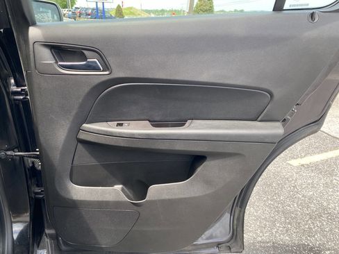 Used 2017 Chevrolet Equinox LS AWD/4WD image 20