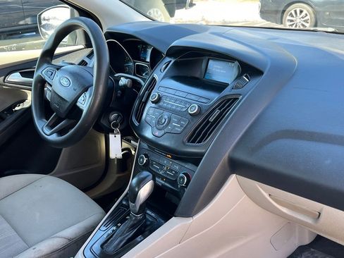 Used 2018 Ford Focus SE image 10