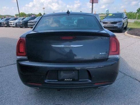Certified 2018 Chrysler 300 S w/ 300S Premium Group RWD image 15